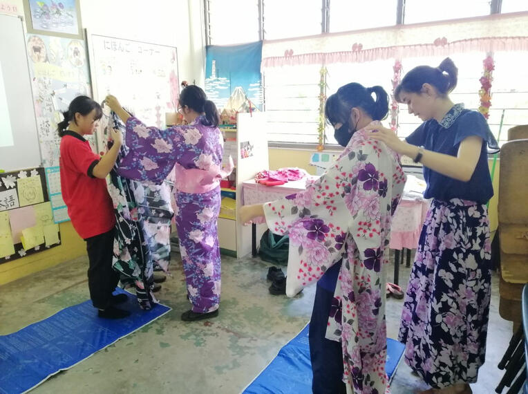 Yukata (Summer kimono)