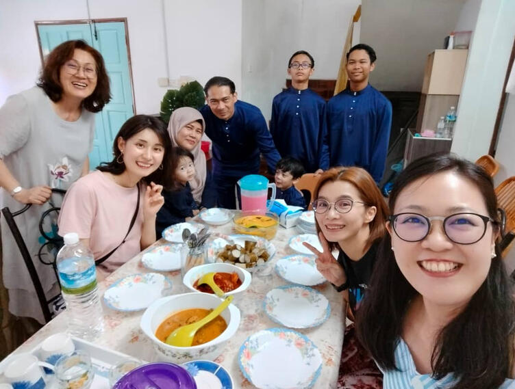 Joining Hari Raya party